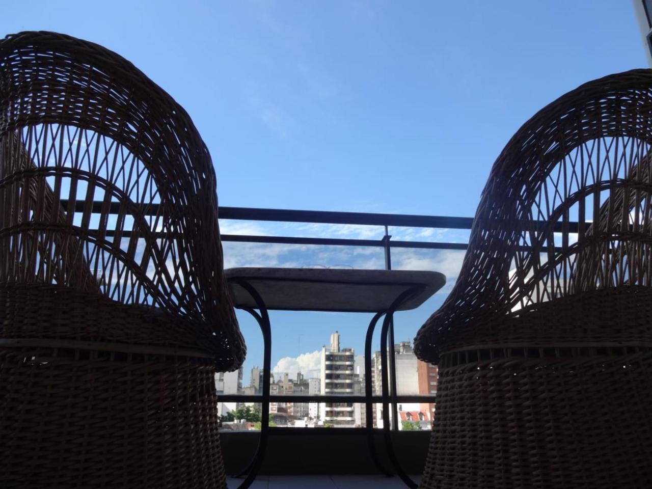 Amplio Dpto Con Jardin En El Centro De La Ciudad Lägenhet Rosario Exteriör bild